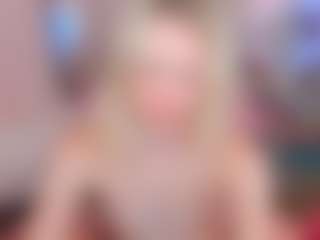 Live cam show with AliChery - Trimmed Granny on Instabang