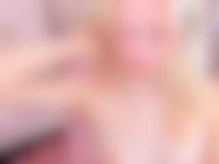 Live cam show with AliChery - Bondage on AdultVida.com