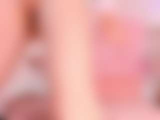 Live cam show with AliChery - Striptease Granny on Camsoda