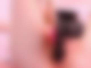 Live cam show with AliChery - Bedroom on sexylive.show