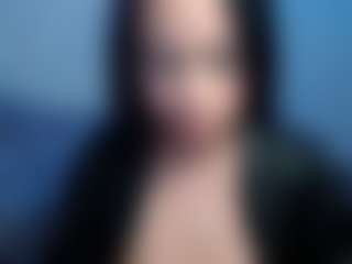 CallmeAmber MILF webcam performer live streaming
