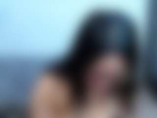 CallmeAmber MILF webcam performer live streaming