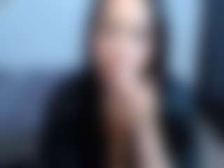 Live cam show with CallmeAmber - Petite on Instabang