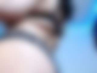 CallmeAmber MILF webcam performer live streaming