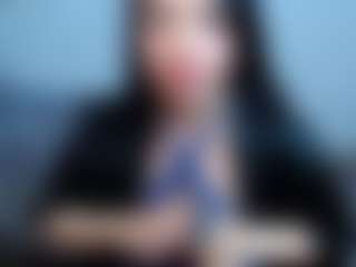 CallmeAmber MILF webcam performer live streaming