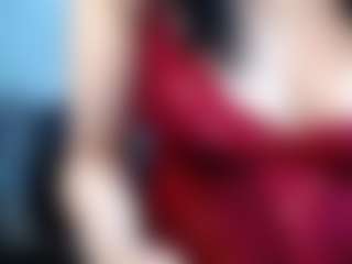 Live cam show with CallmeAmber - Body Massage on AdultVida.com