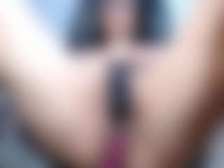 Live cam show with CallmeAmber - Double Penetration on Uber Horny
