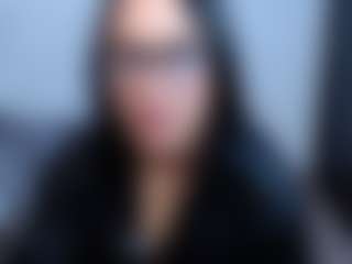 CallmeAmber MILF webcam performer live streaming