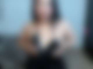 CallmeAmber MILF webcam performer live streaming