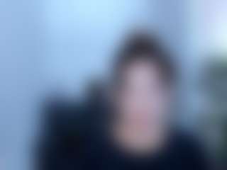 JinnyGold MILF webcam performer live streaming
