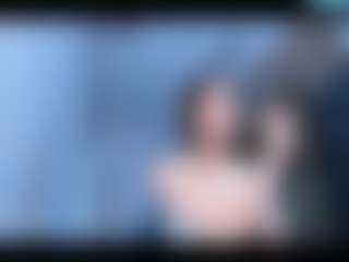 JinnyGold MILF webcam performer live streaming