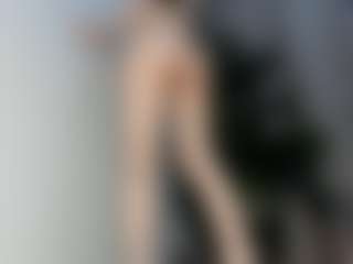 Live cam show with JinnyGold - Fuck Machine on Milf Play