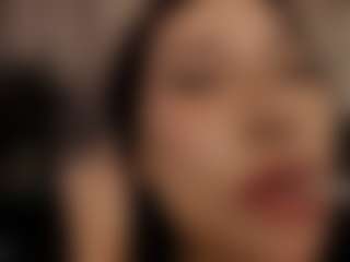 Live cam show with JinnyGold - Muscle on CamSextacy