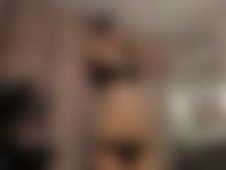 Live cam show with JinnyGold - Fuck Machine on sexylivex.com