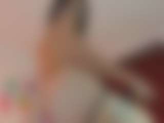Live cam show with Tamy - Blowjob on Uber Horny