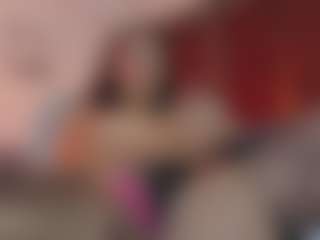 Live cam show with Tamy - Blowjob on Camming Site