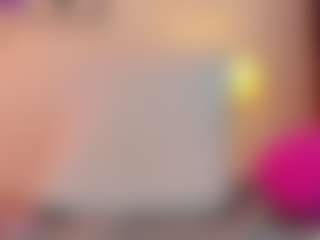 Live cam show with Tamy - Blowjob Lovense on Camsoda