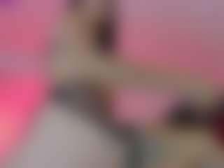 Live cam show with Tamy - Facial Piercings on CamClone