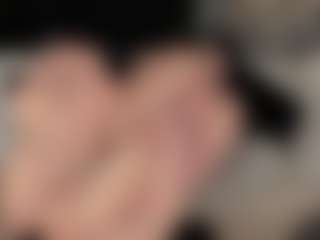 Adelinee Night Girl's Live Sex Cam Show
