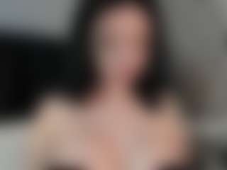 Live cam show with Adelinee Night Girl - Bedroom on Milfs Live