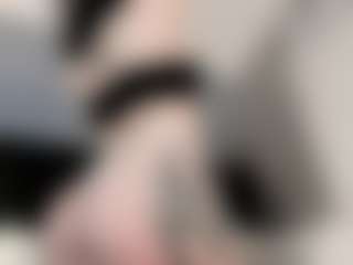 Adelinee Night Girl's Live Sex Cam Show