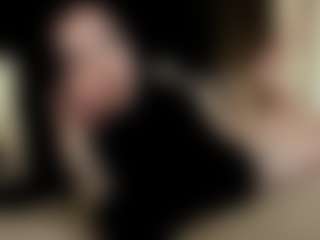 Live cam show with Adelinee Night Girl - Pov on AdultVida.com