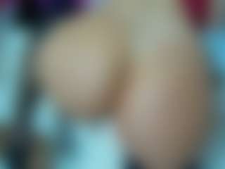 Live cam show with latinadaily - Thong on Camsoda