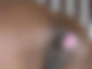 Live cam show with Jasmine Linley - Bedroom Ebony on SquirtSoMuch