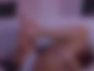 LilyRoselyn's Live Sex Cam Show