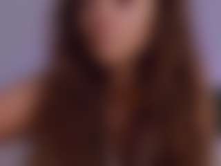 Live cam show with LilyRoselyn - Legs on Free Soda
