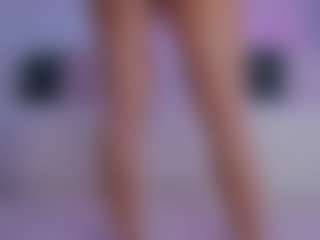 Live cam show with LilyRoselyn - Longlegs on AdultVida.com