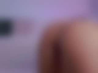 LilyRoselyn's Live Sex Cam Show