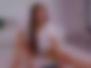 Live cam show with LilyRoselyn - Small Ass on xfollow cams
