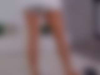 LilyRoselyn's Live Sex Cam Show