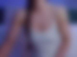 Live cam show with LilyRoselyn - Normal on xxxlivecams.org