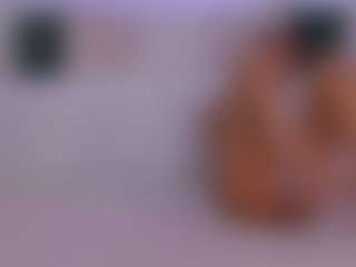 Live cam show with LilyRoselyn - Thin on Chatstar
