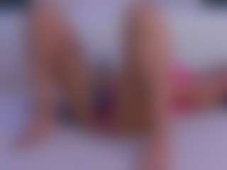 Live cam show with LilyRoselyn - Domination on Hubzter Live