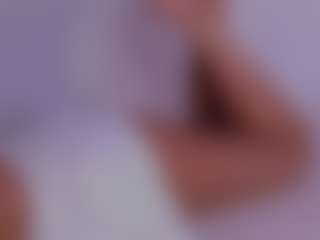 Live cam show with LilyRoselyn - Legs on camwithhim.com