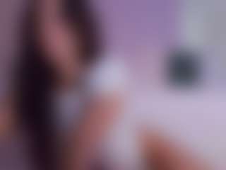 Live cam show with LilyRoselyn - Body Massage on Camsoda