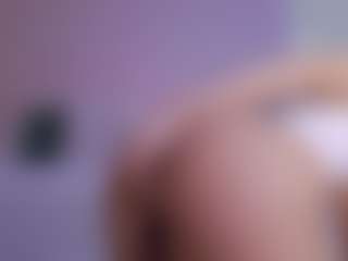 LilyRoselyn's Live Sex Cam Show