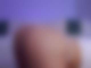 LilyRoselyn's Live Sex Cam Show