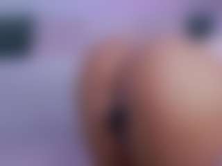 LilyRoselyn's Live Sex Cam Show