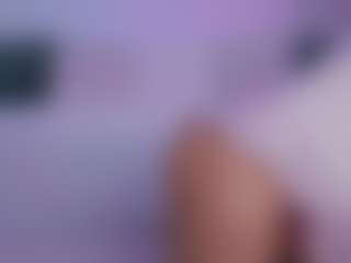 LilyRoselyn's Live Sex Cam Show