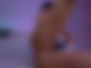 Show in cam erotica live di LilyRoselyn