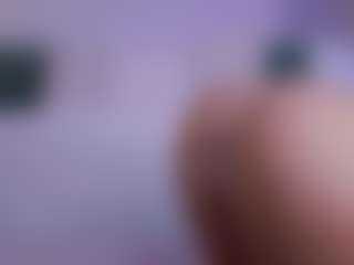 Live cam show with LilyRoselyn - Camel Toe on slutload