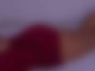 Live cam show with LilyRoselyn - Domination on slutload
