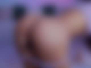 Live cam show with LilyRoselyn - Small Tits on liverealitysex.com