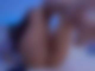 Live cam show with LilyRoselyn - Small Ass on Camsoda