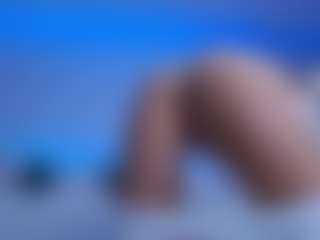 Live cam show with LilyRoselyn - Athletic Lush on sexylive.show