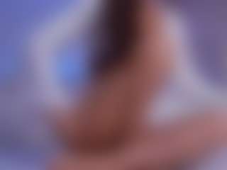 Live cam show with LilyRoselyn - Flashing on camwithhim.com